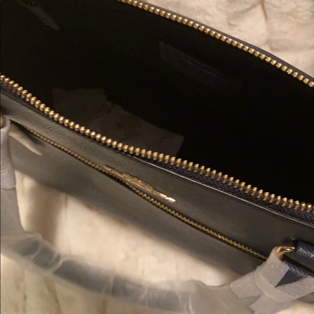 Bag - Picture 3 of 4